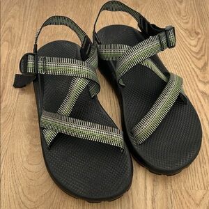 Men’s Green & Black Chaco‎ Sandals Size 12
